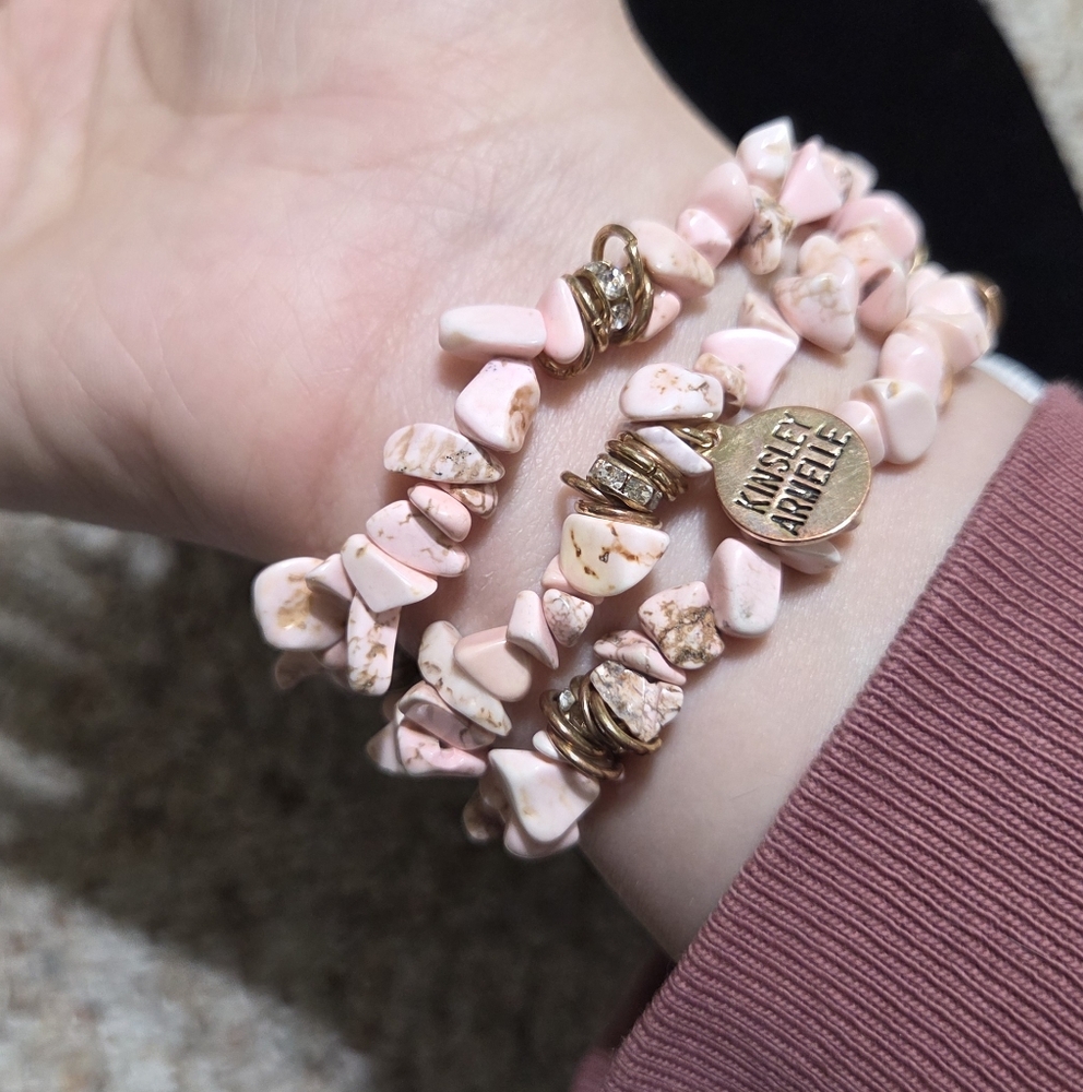 Kinsley Armelle Bracelets Set of 3 Pink and Gold Gemstone Chip Bracelet - Picture 4 of 5